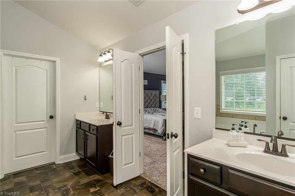 3609 Copper Court High Point, NC 27265 - Photo 10 of 16