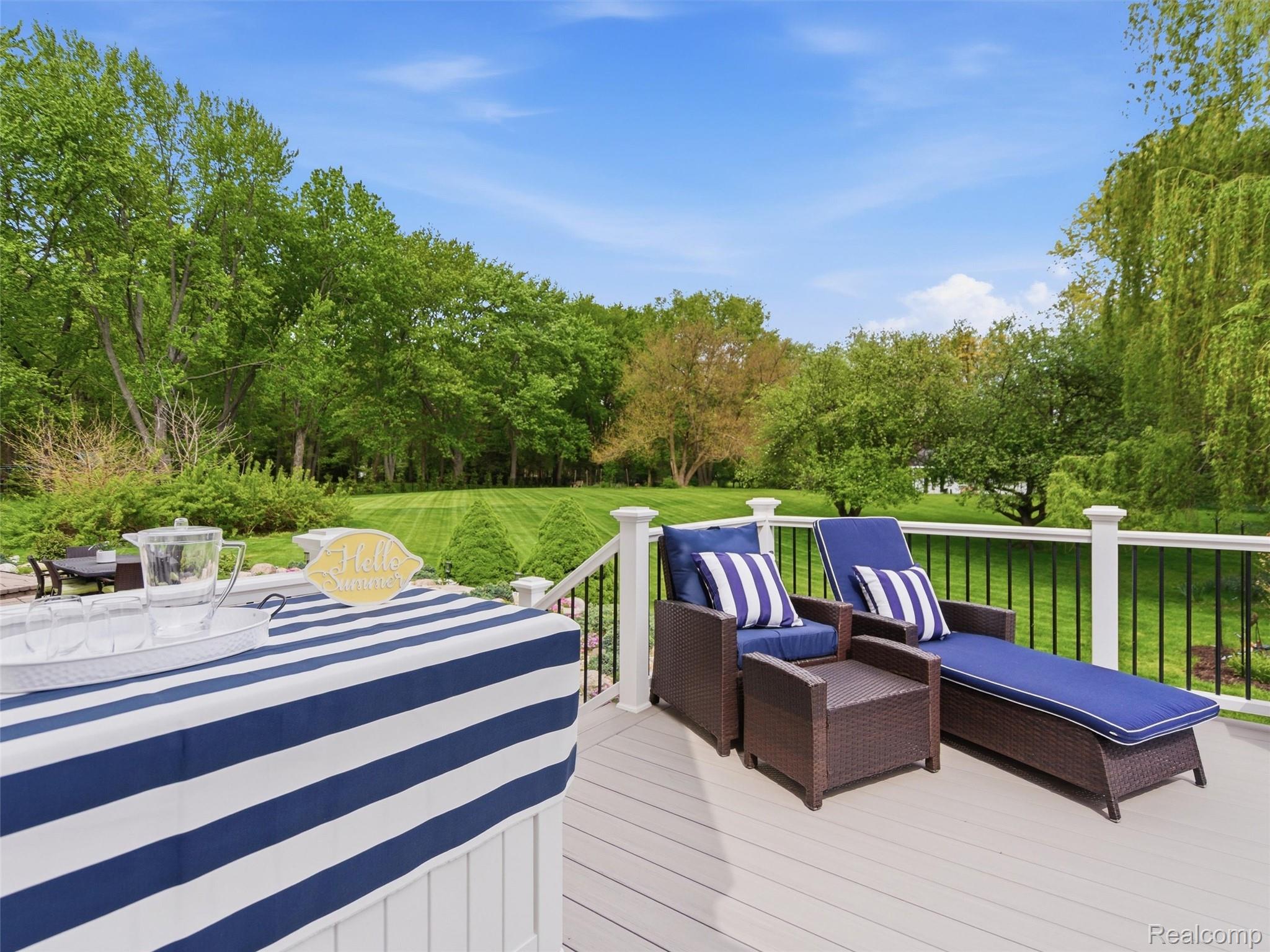 1185 Avon Circle West Rochester, MI 48309 - Photo 54 of 74 Another view of deck into the huge yard