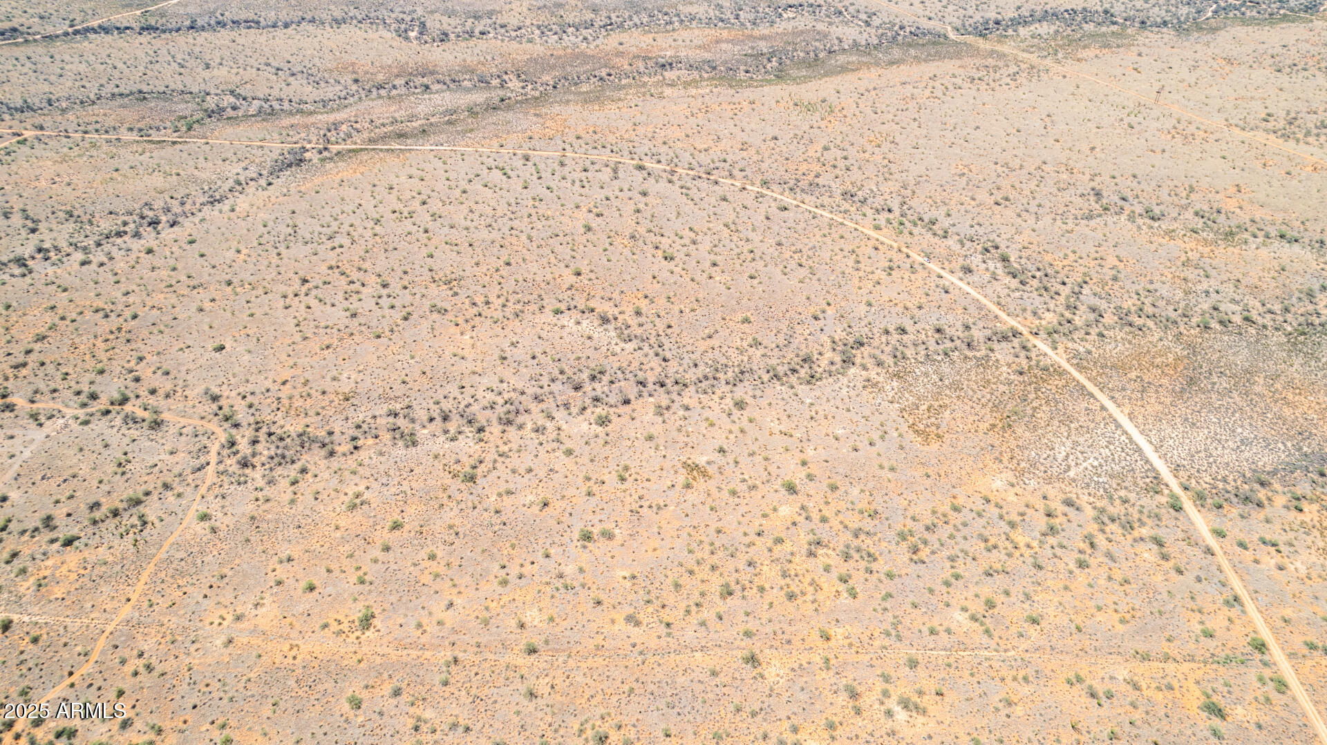 0 East Cougar Trail, Unit 98 St. David, AZ 85630 - Photo 18 of 40 a close up of a marble wall