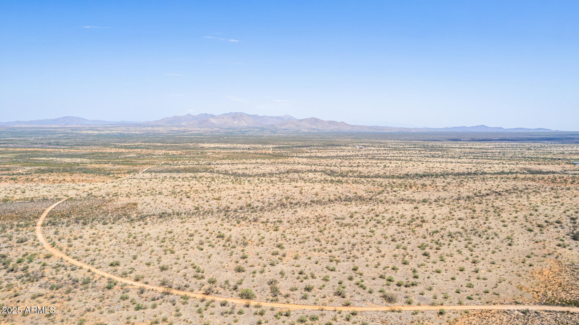 0 East Cougar Trail, Unit 98 St. David, AZ 85630 - Photo 31 of 40 a view of an ocean