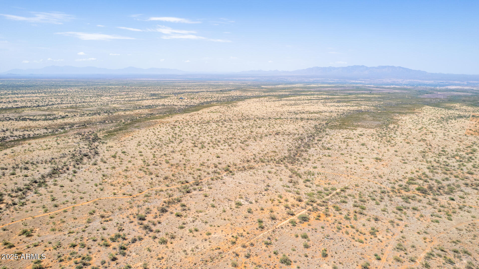 0 East Cougar Trail, Unit 98 St. David, AZ 85630 - Photo 34 of 40 a view of an ocean beach and mountain