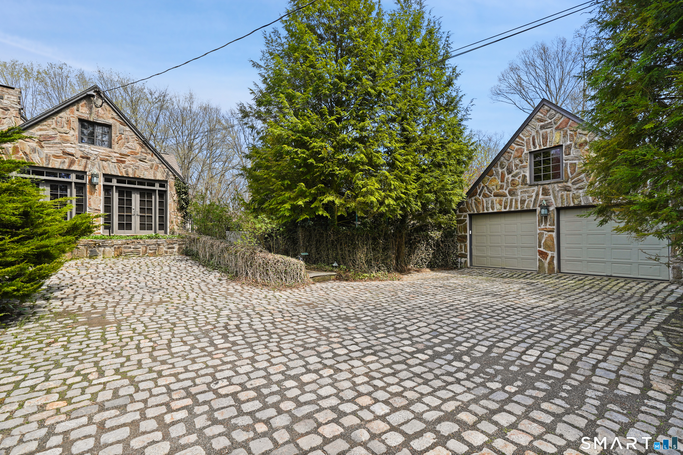 56 Charcoal Hill Road Westport, CT 06880 - Photo 34 of 40