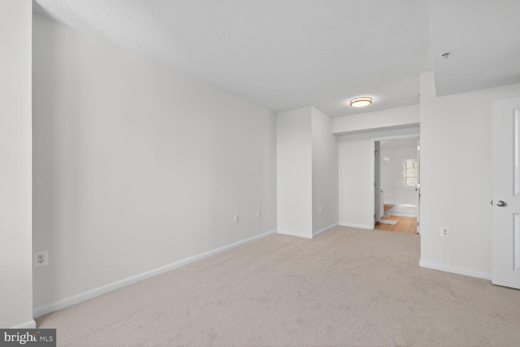 851 North Glebe Road, Unit 817 Arlington, VA 22203 - Photo 15 of 29 a view of empty room