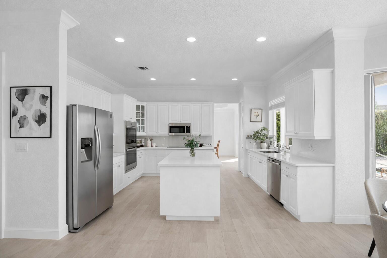 19650 Estuary Drive Boca Raton, FL 33498 - Photo 2 of 19 kitchen-AI