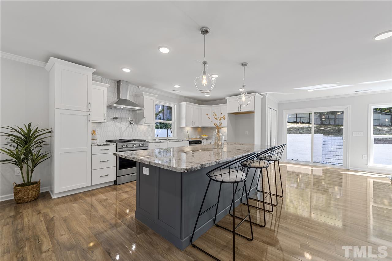 4840 Radcliff Road Raleigh, NC 27609 - Photo 11 of 30
