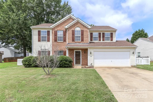$2,150 | 109 Pleasant Grove Lane, Mooresville, NC 28115