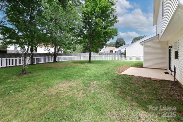$2,150 | 109 Pleasant Grove Lane, Mooresville, NC 28115