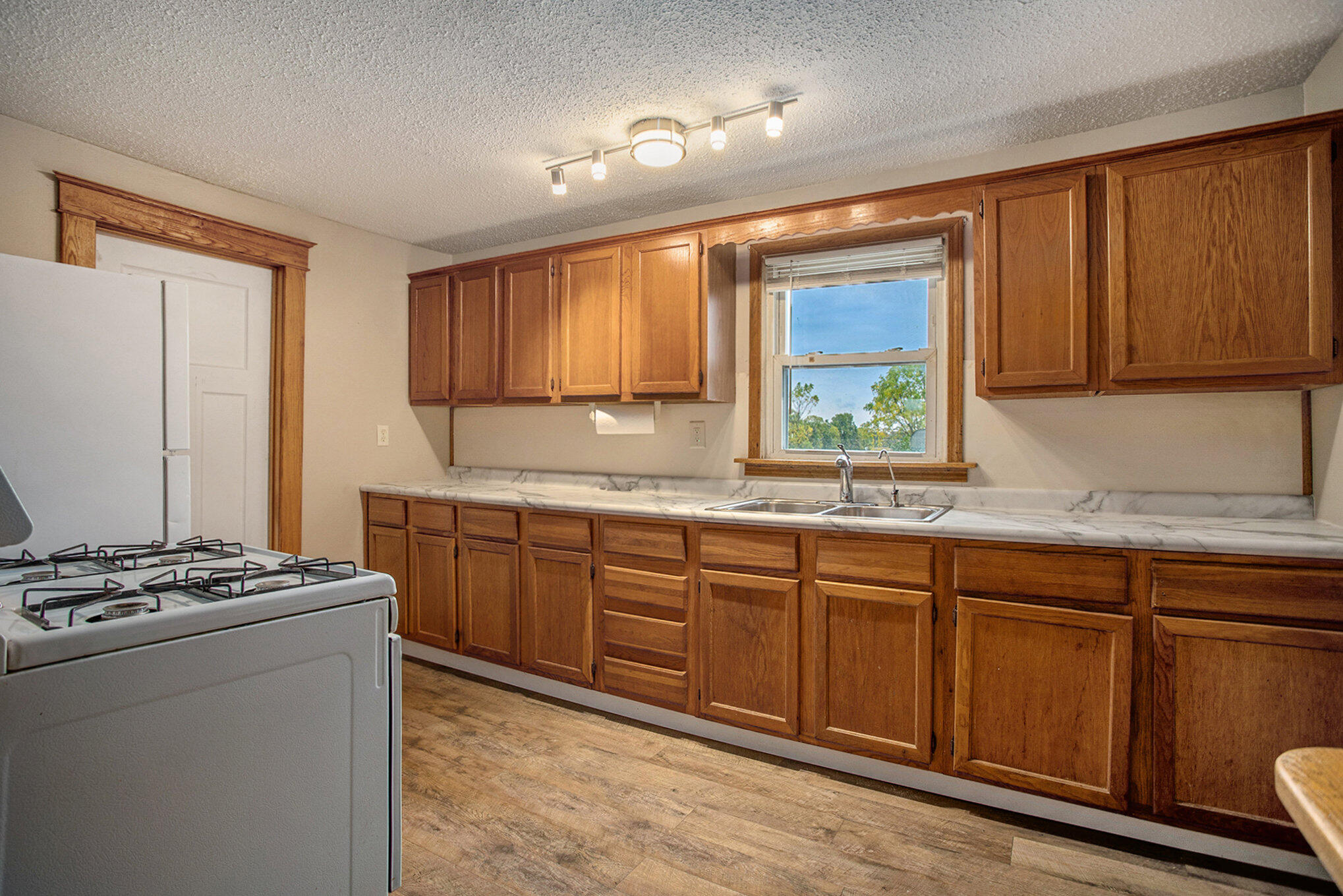 773 Cornell Road Quincy, MI 49082 - Photo 9 of 18 013_773_cornell_rd_coldwater_mi_49036-29