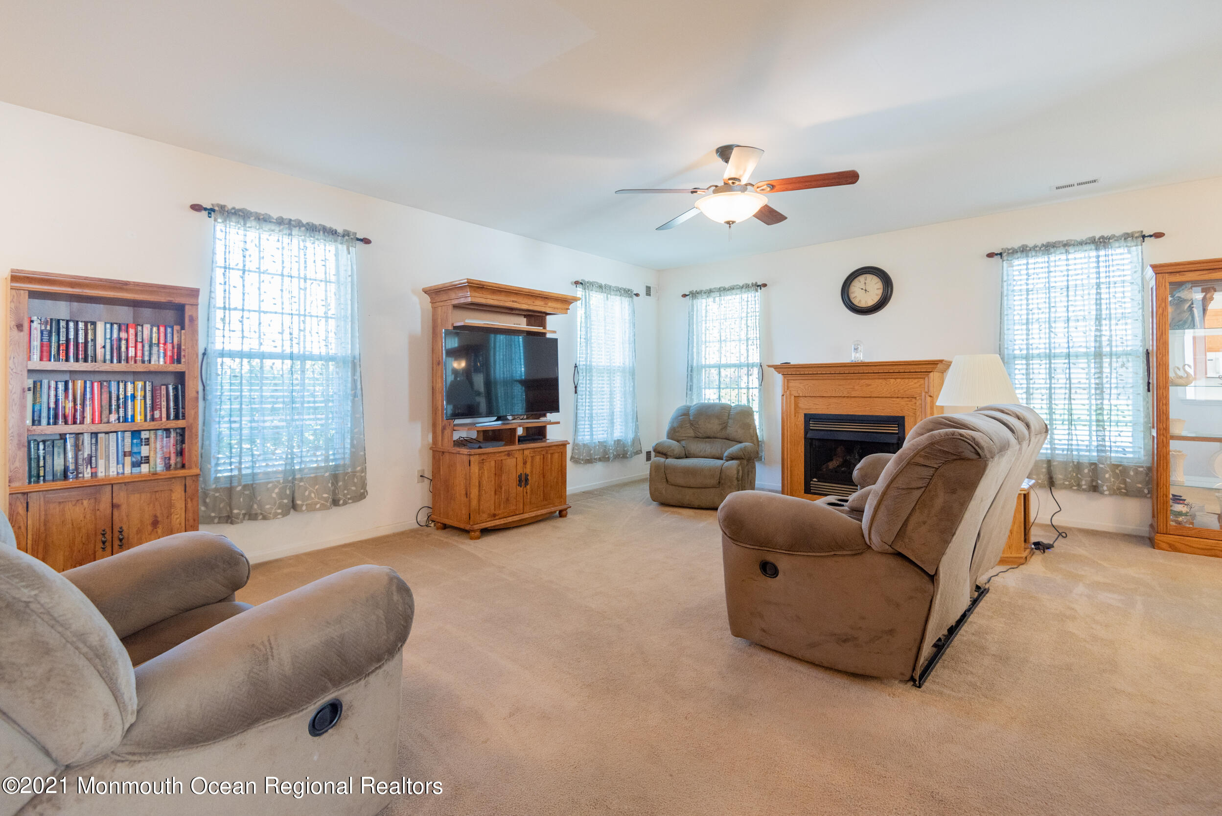 10 Rosedale Lane Whiting, NJ 08759 - Photo 16 of 33 Family 1