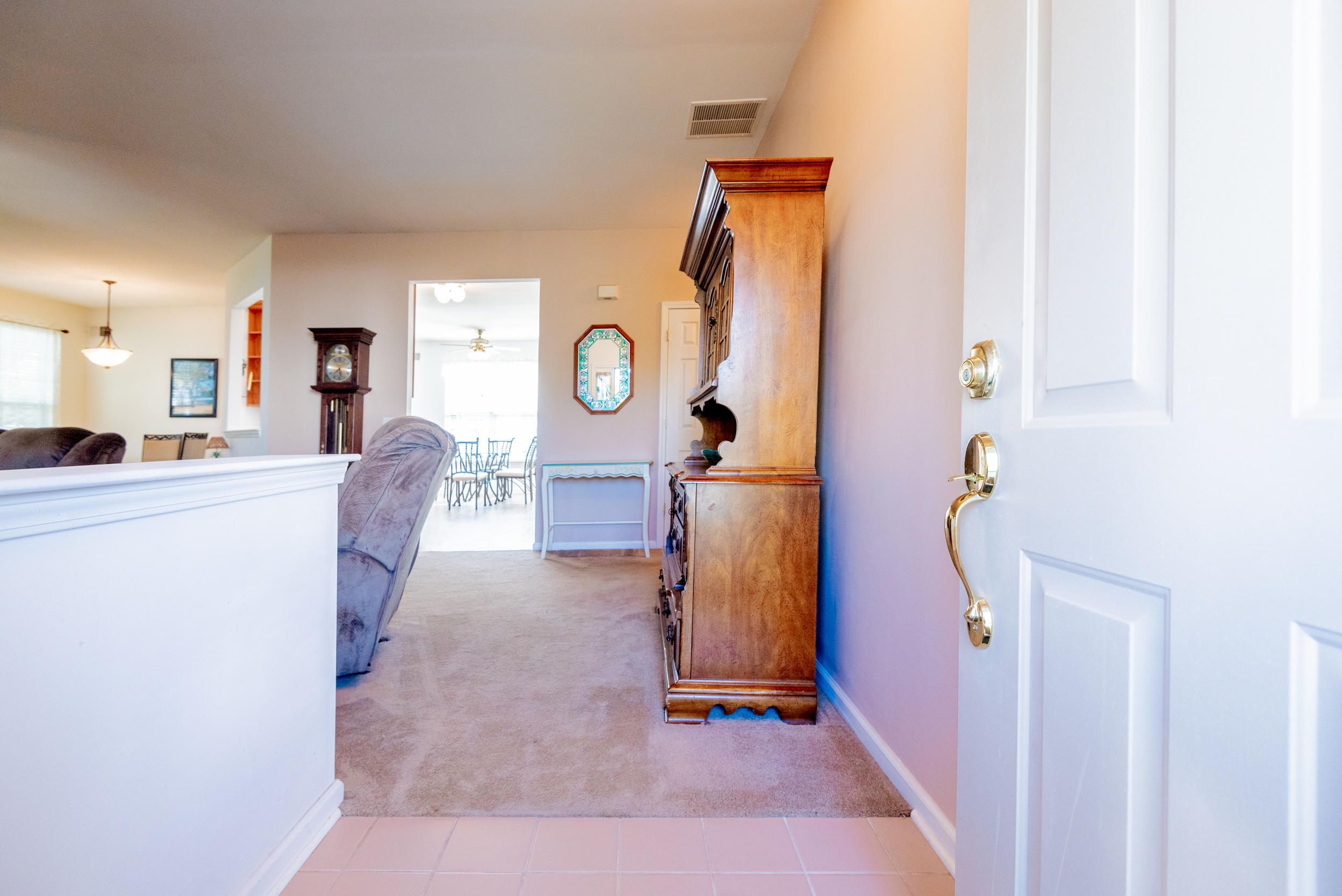 10 Rosedale Lane Whiting, NJ 08759 - Photo 5 of 33 Foyer 1