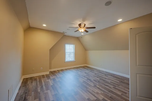 $376,000 | 5231 Newton Oak Circle East, Memphis, TN 38117