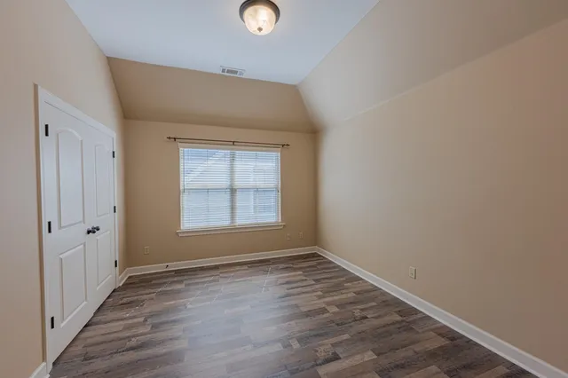 $376,000 | 5231 Newton Oak Circle East, Memphis, TN 38117