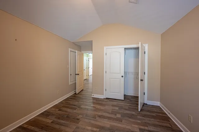 $376,000 | 5231 Newton Oak Circle East, Memphis, TN 38117