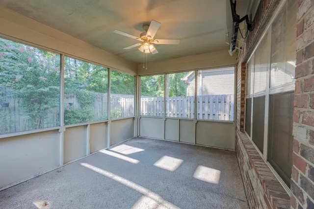 $376,000 | 5231 Newton Oak Circle East, Memphis, TN 38117