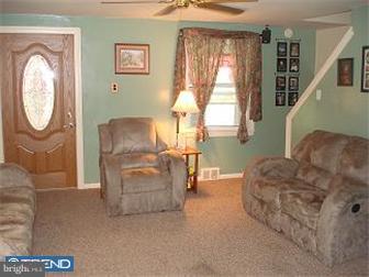 705 Clymer Lane Ridley Park, PA 19078 - Photo 3 of 12 Living Room