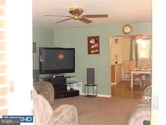 705 Clymer Lane Ridley Park, PA 19078 - Photo 4 of 12 Living Room