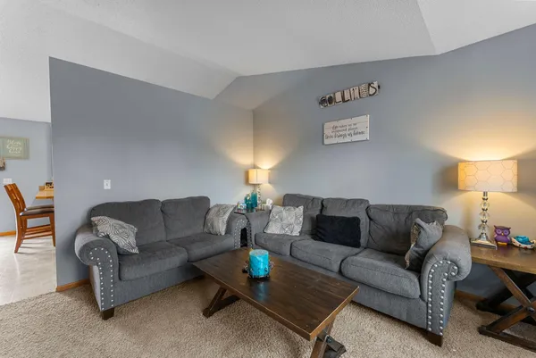 $320,000 | 1802 Independence Street South, Cambridge, MN 55008