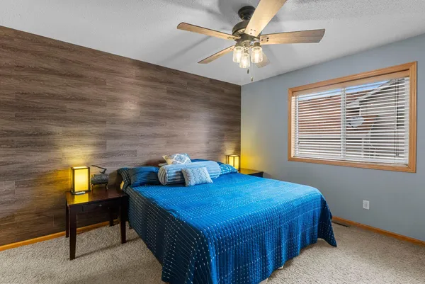 $320,000 | 1802 Independence Street South, Cambridge, MN 55008