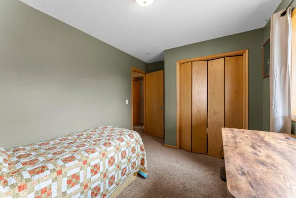 $320,000 | 1802 Independence Street South, Cambridge, MN 55008