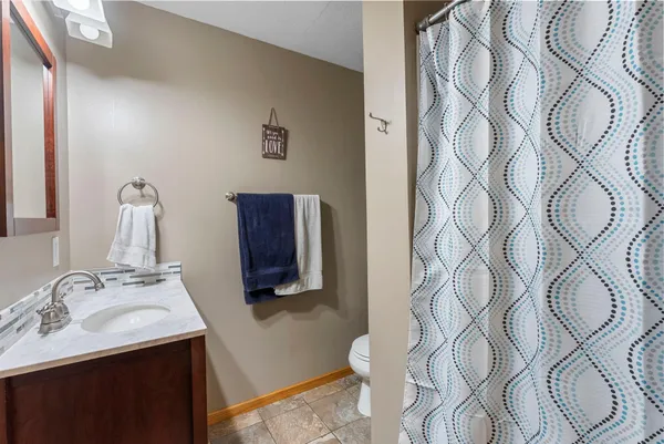 $320,000 | 1802 Independence Street South, Cambridge, MN 55008