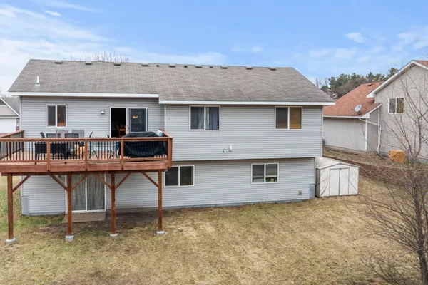 $320,000 | 1802 Independence Street South, Cambridge, MN 55008