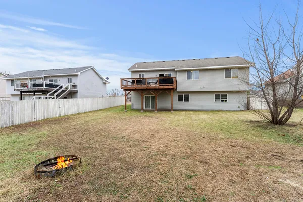 $320,000 | 1802 Independence Street South, Cambridge, MN 55008