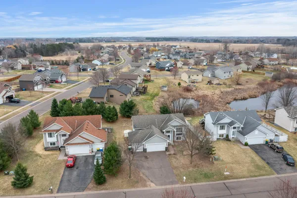 $320,000 | 1802 Independence Street South, Cambridge, MN 55008