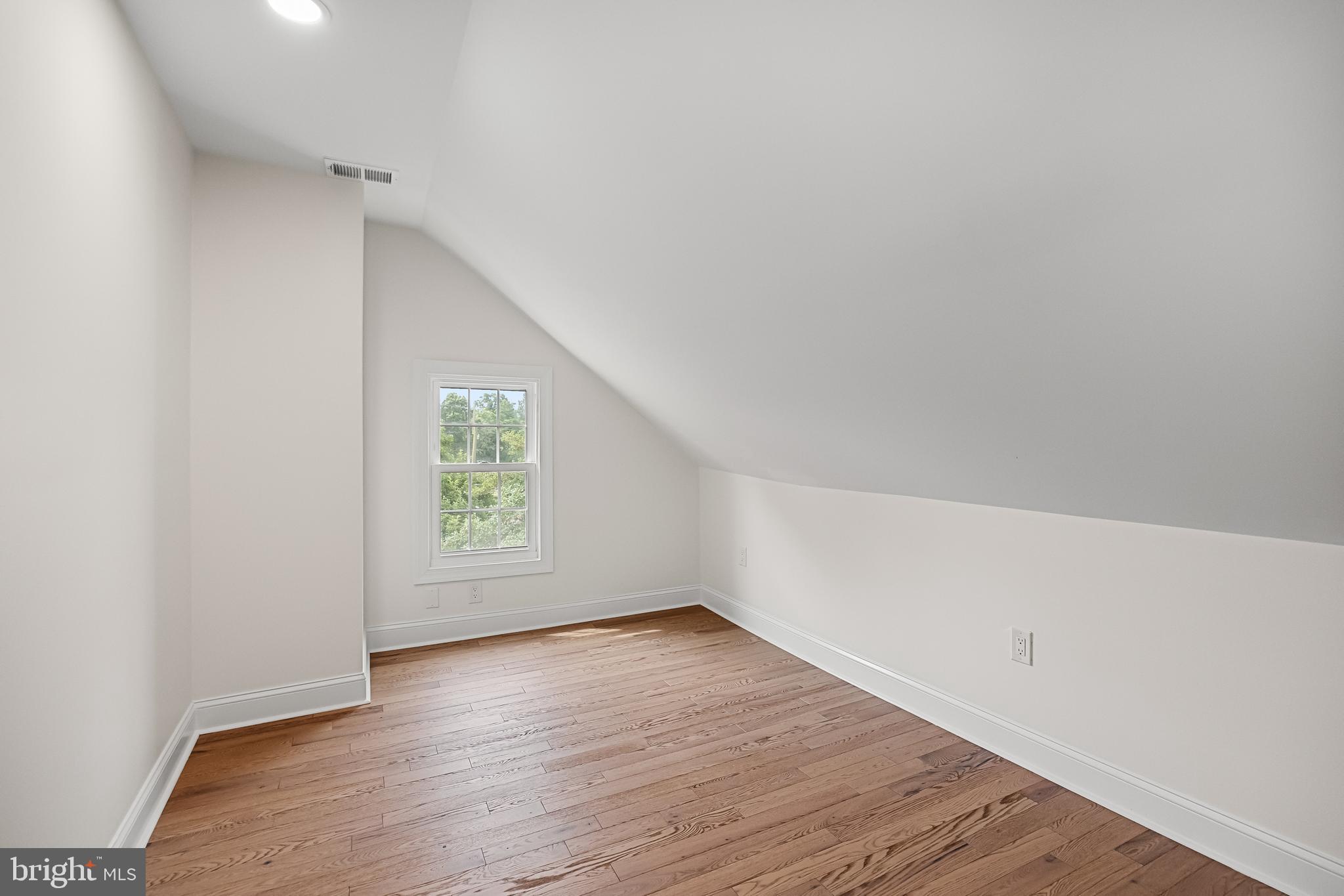 217 Petticoat Bridge Road Columbus, NJ 08022 - Photo 37 of 56