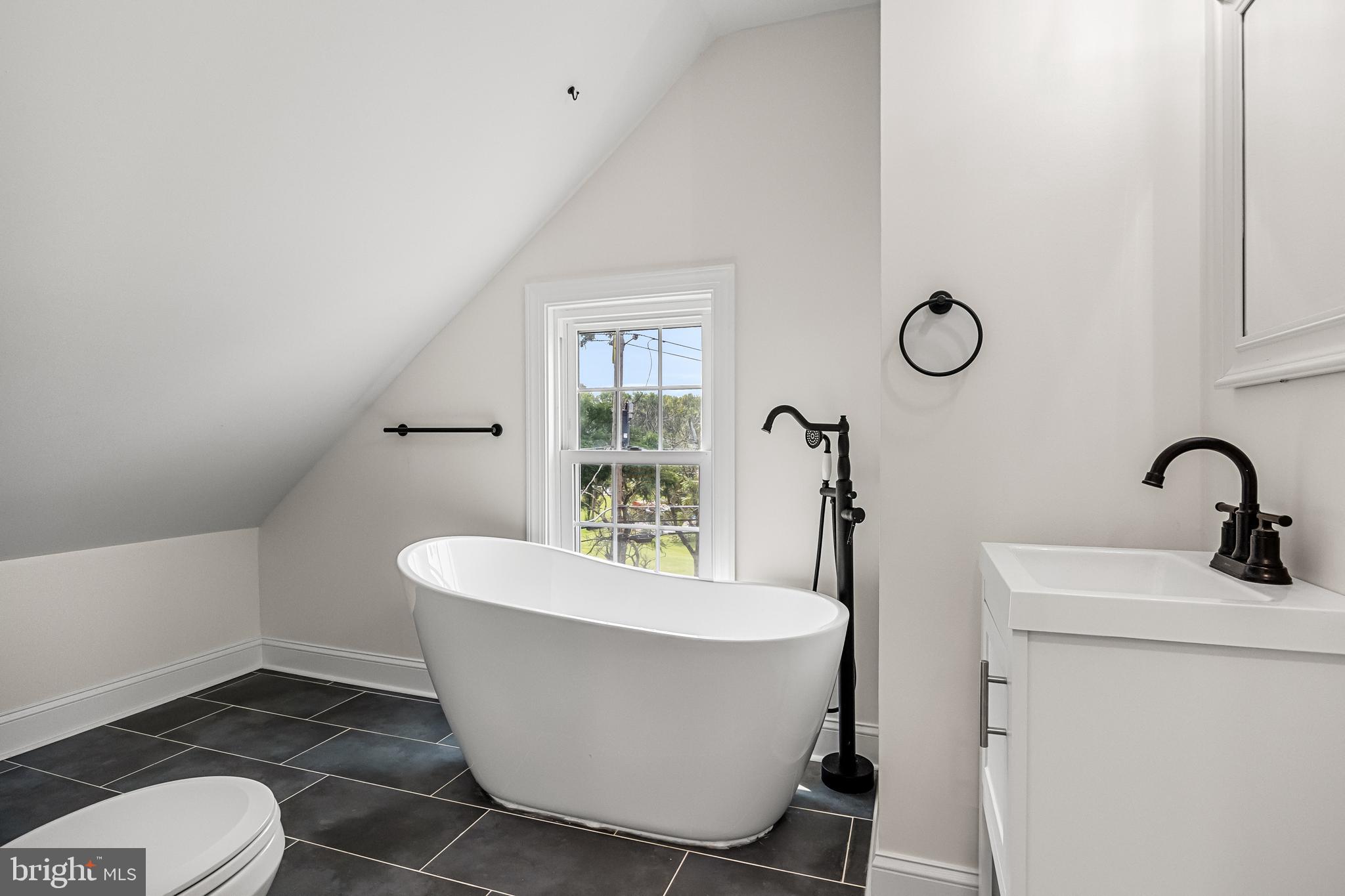 217 Petticoat Bridge Road Columbus, NJ 08022 - Photo 39 of 56