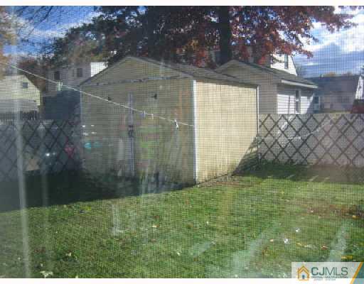 14 New Dover Road Iselin, NJ 08830 - Photo 10 of 10 a backyard of a house with lots of green space