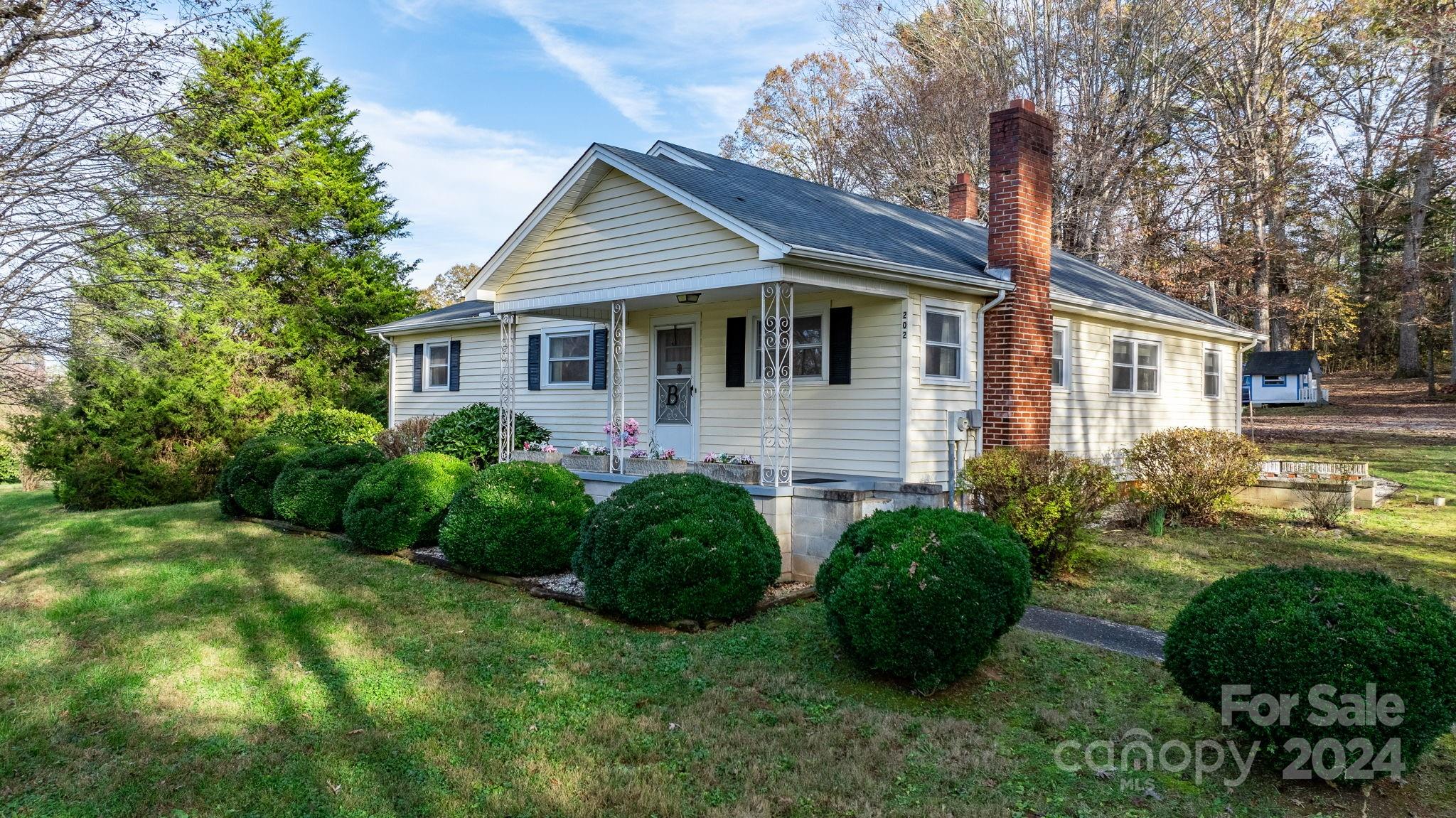 202 Drexel Road Morganton, NC 28655 - Photo 1 of 41