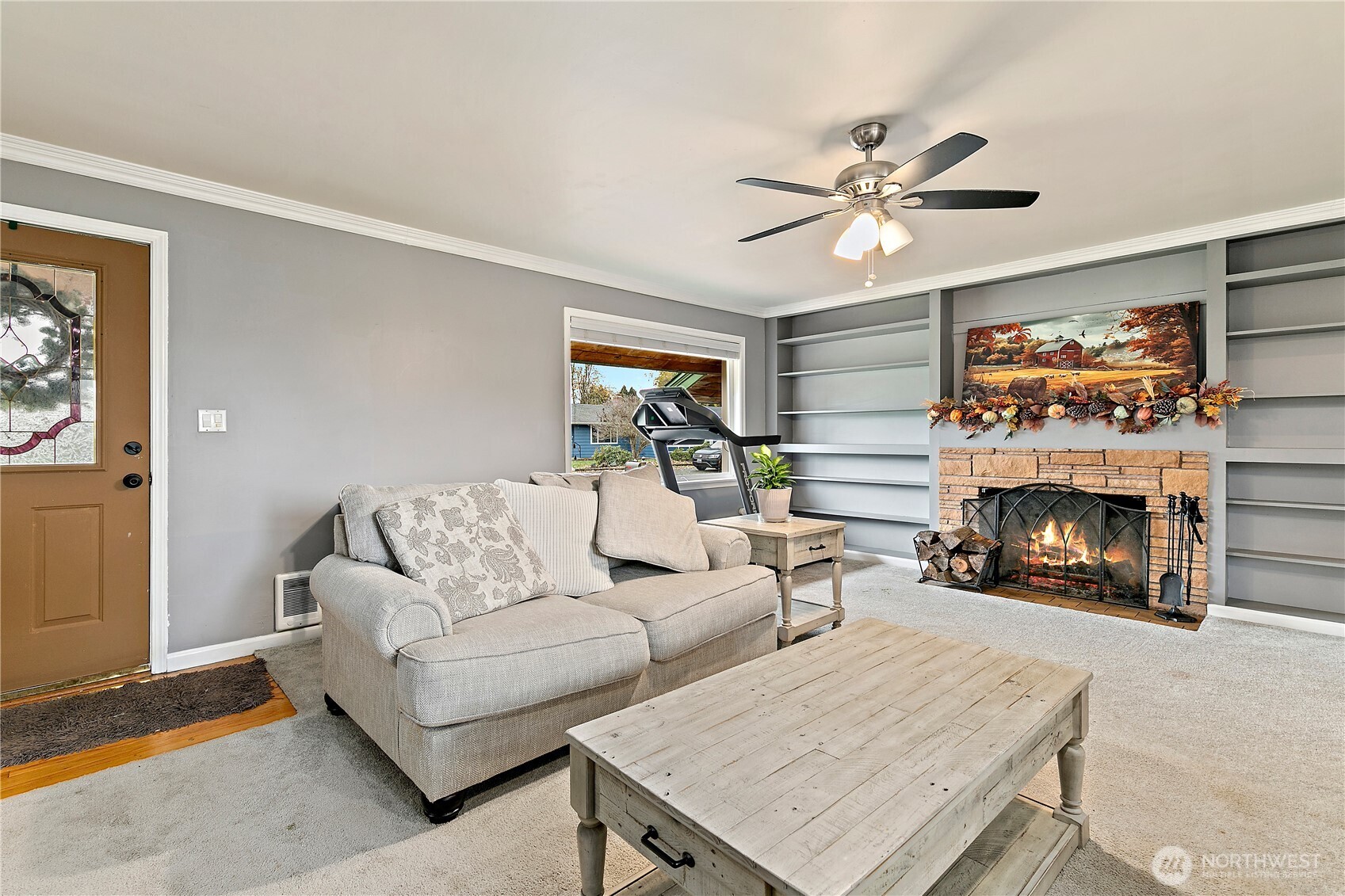 111 East Cindy Road Centralia, WA 98531 - Photo 2 of 17 a living room with furniture and a fireplace
