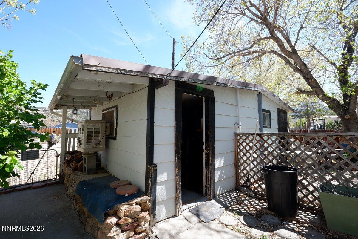 15587 Toll Road Reno, NV 89521 - Photo 38 of 41 Shed_1_Door