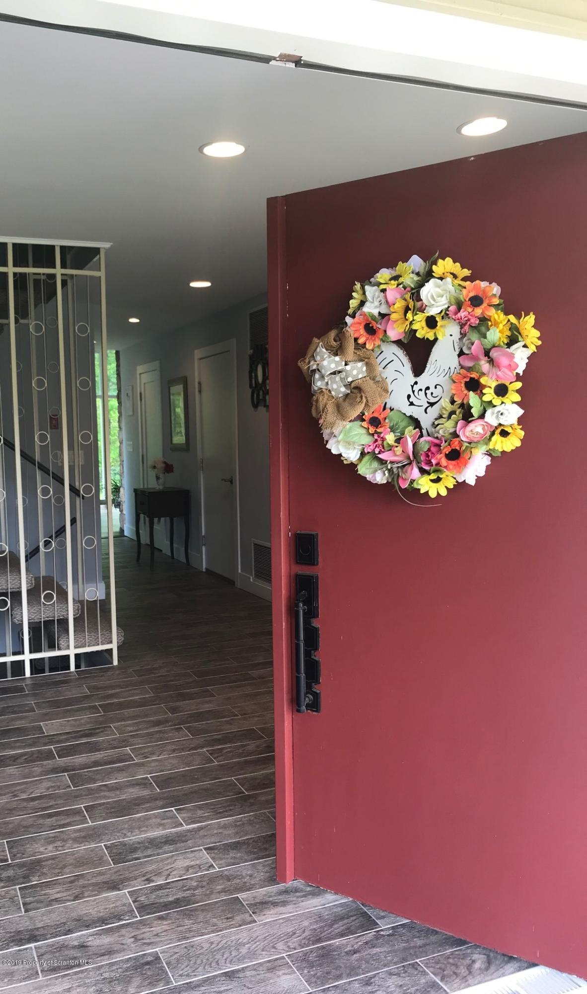 408 Norton Road Stroudsburg, PA 18360 - Photo 11 of 51 Gallery Image 11