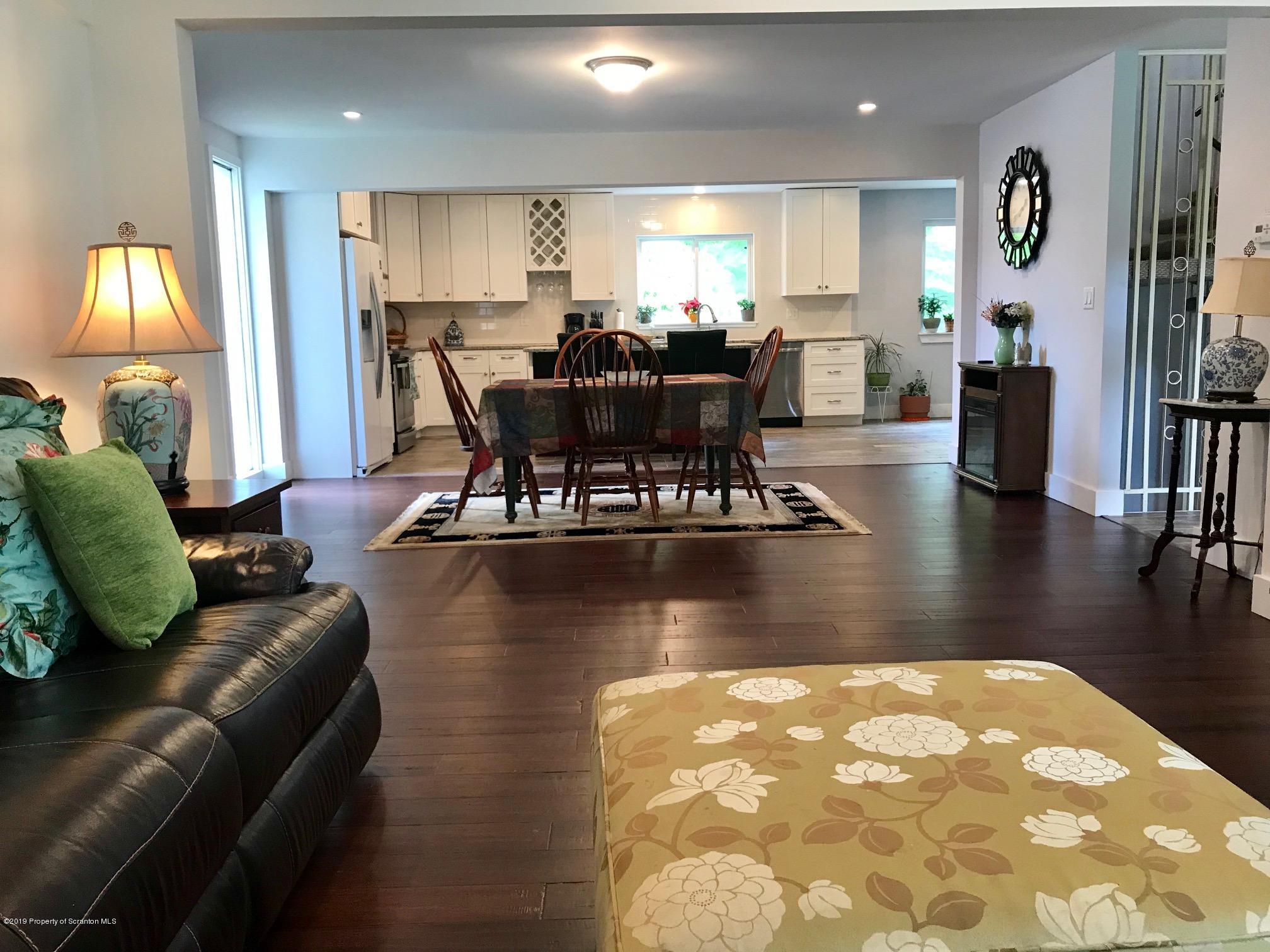 408 Norton Road Stroudsburg, PA 18360 - Photo 15 of 51 Gallery Image 15
