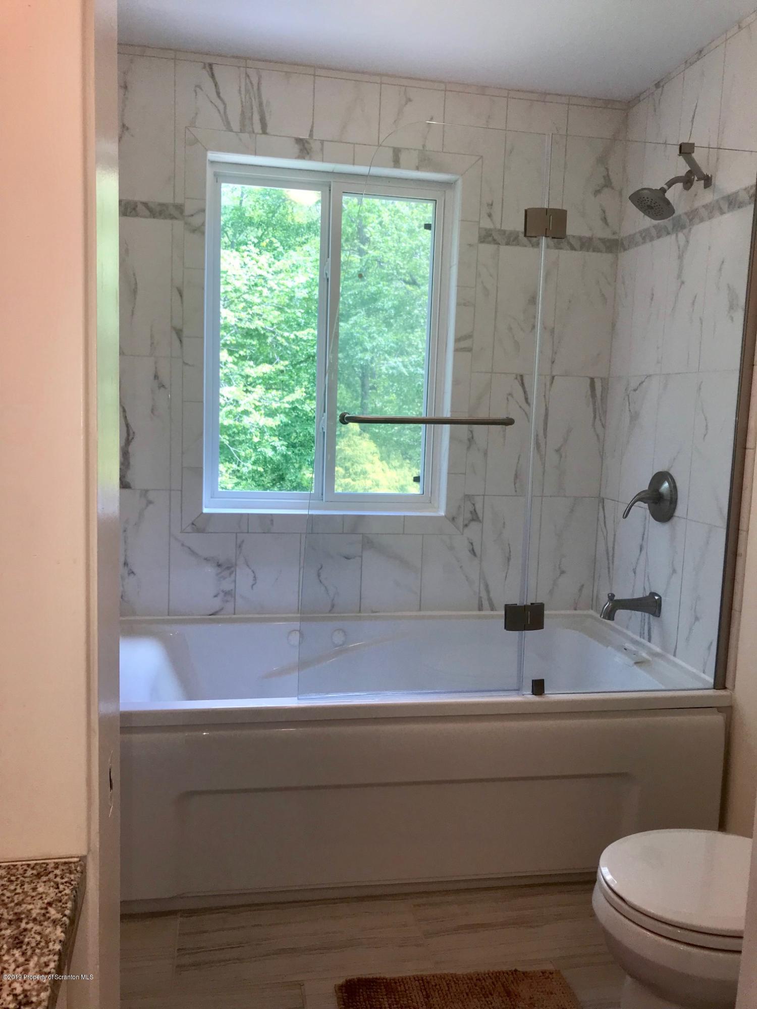 408 Norton Road Stroudsburg, PA 18360 - Photo 33 of 51 Gallery Image 33