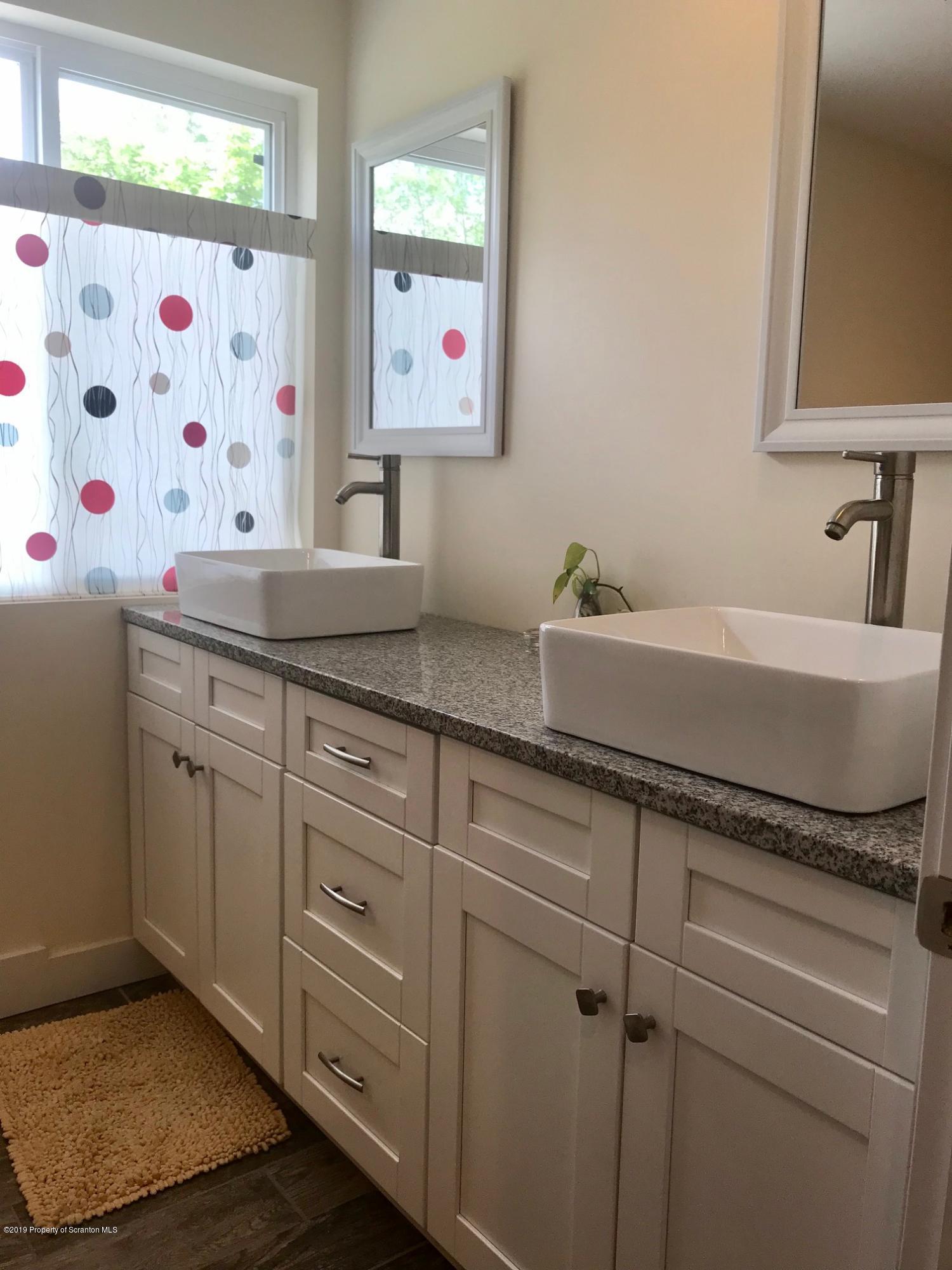 408 Norton Road Stroudsburg, PA 18360 - Photo 36 of 51 Gallery Image 36
