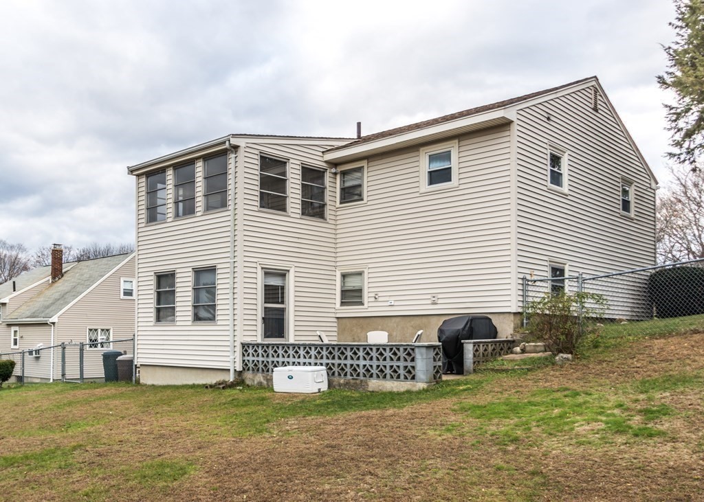 170 Ravenswood Road Waltham, MA 02453 - Photo 15 of 15