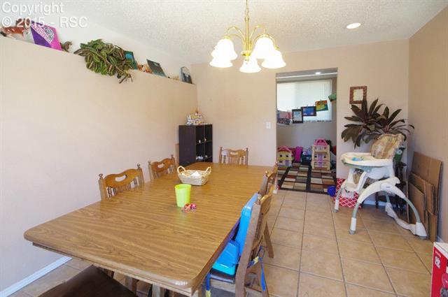 6753 Seneca Road Colorado Springs, CO 80915 - Photo 5 of 19
