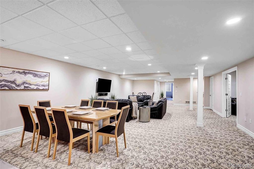36025 West 14 Mile Road Farmington Hills, MI 48331 - Photo 37 of 38