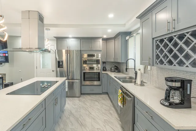 $415,000 | 3 Curtis Street, Norwich, CT 06360