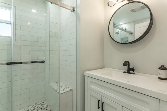 $415,000 | 3 Curtis Street, Norwich, CT 06360