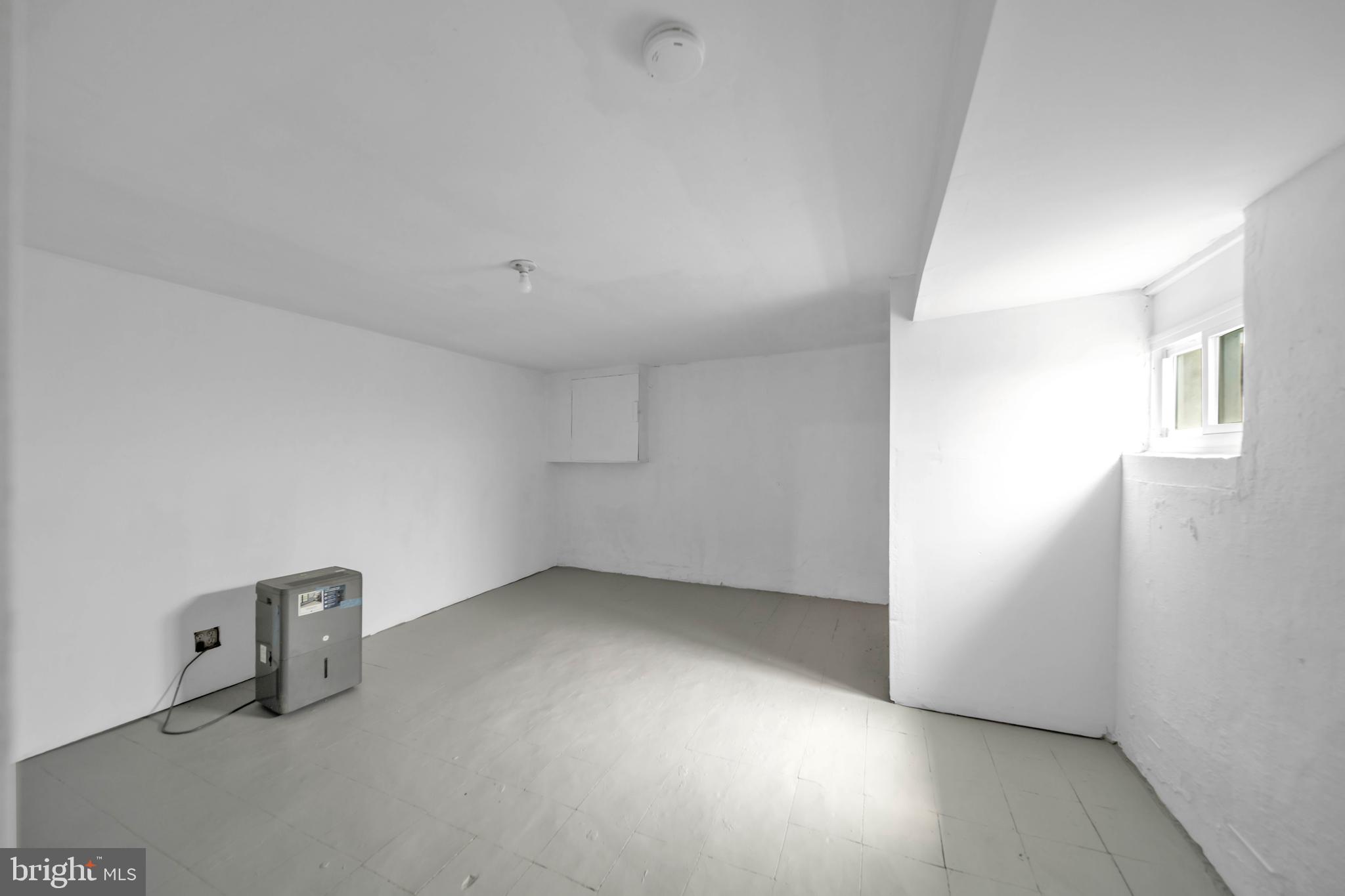 2712 Sherman Avenue Northwest Washington, DC 20001 - Photo 50 of 69 a view of an empty room