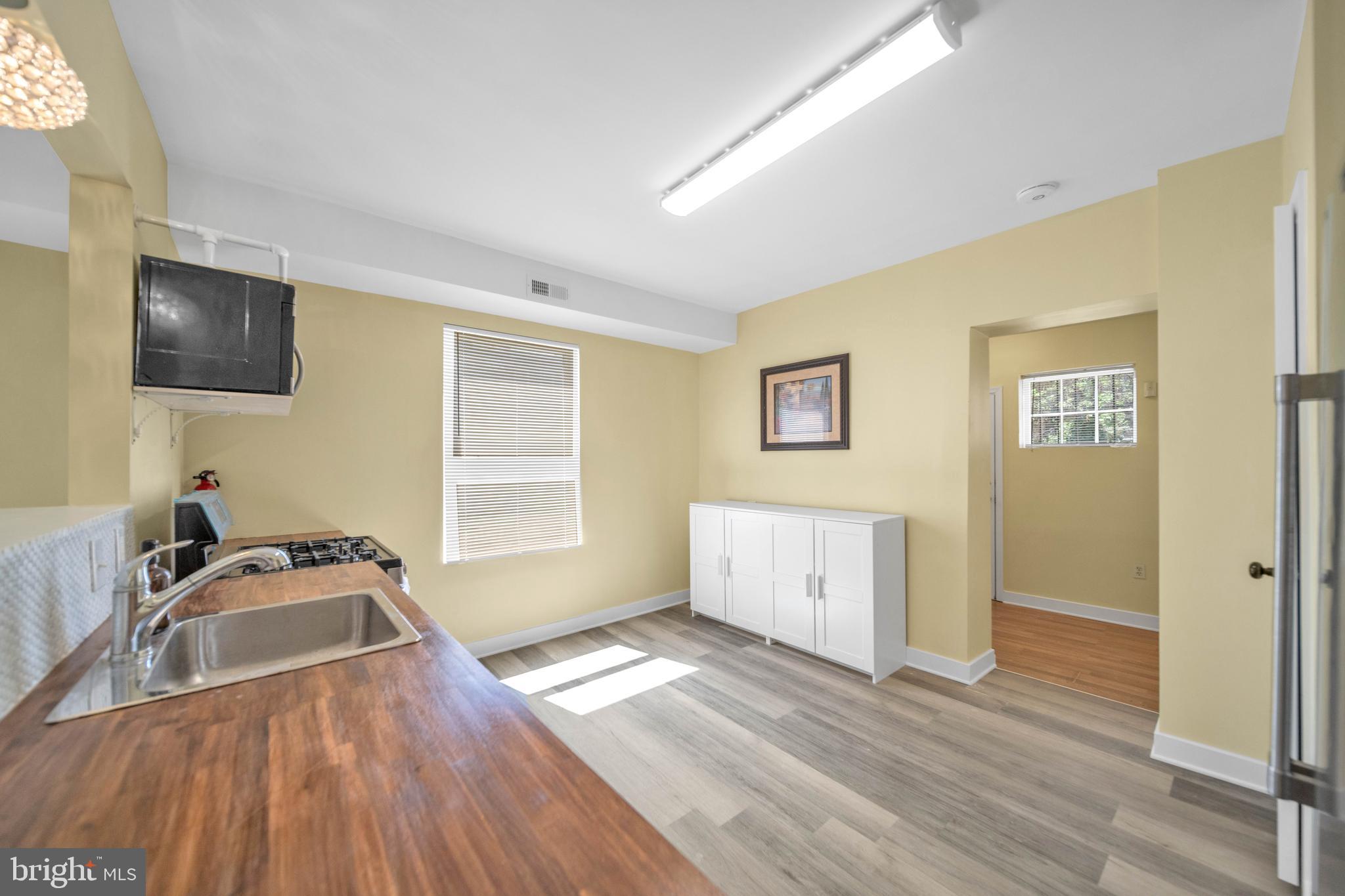 2712 Sherman Avenue Northwest Washington, DC 20001 - Photo 9 of 69