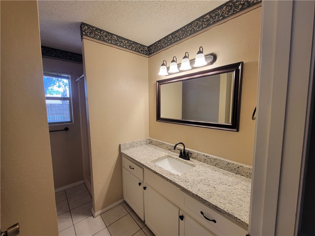 121 Seco Drive Portland, TX 78374 - Photo 8 of 11