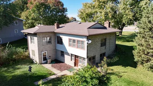 $1,100,000 | 5391 Westport Road, Madison, WI 53704