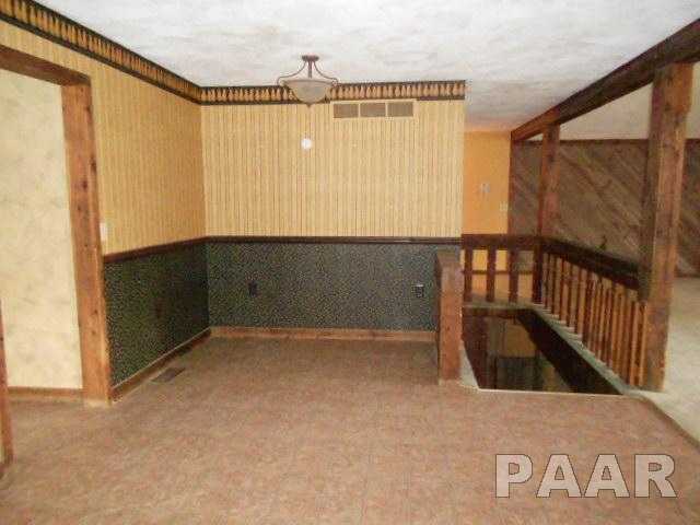 39 Roxbury Road Mackinaw, IL 61755 - Photo 4 of 23