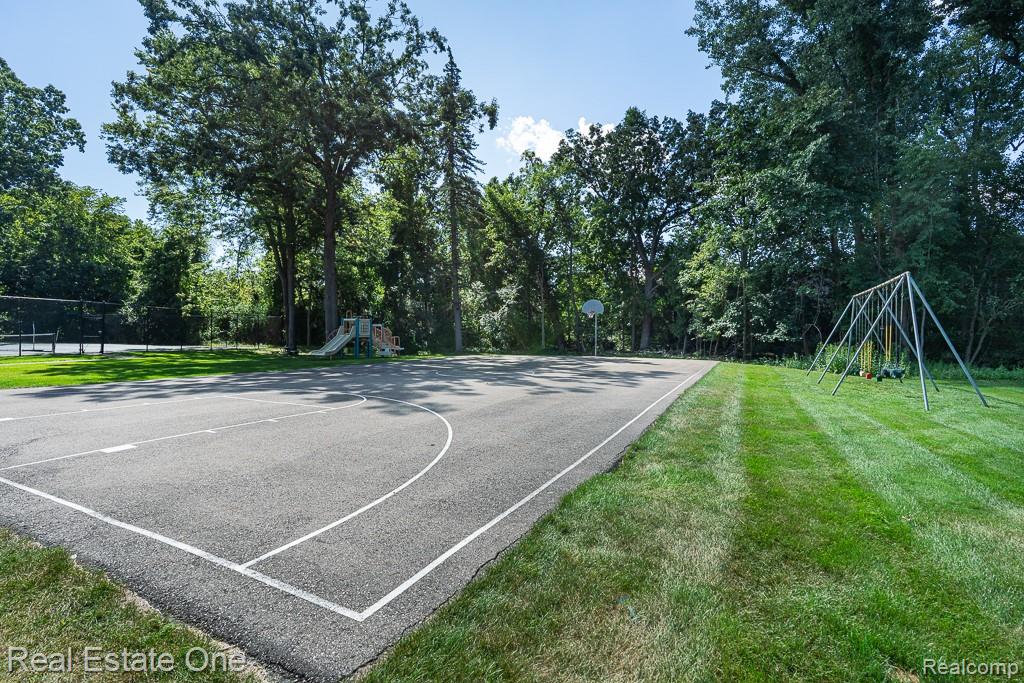 1312 Brook Lane Rochester Hills, MI 48306 - Photo 21 of 22