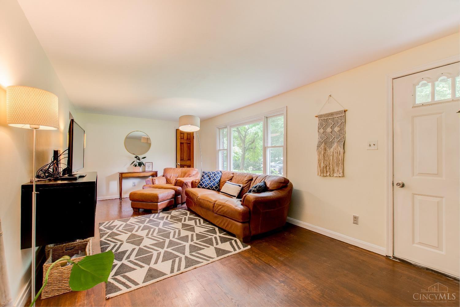 10678 Fallis Road Loveland, OH 45140 - Photo 6 of 32 Gallery Image 6