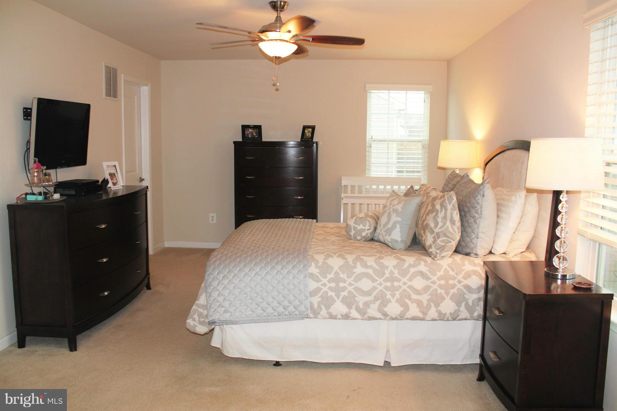 5627 Country Farm Road White Marsh, MD 21162 - Photo 21 of 30 Bedroom (Master)